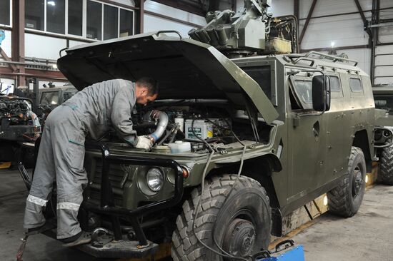 Russia Ukraine Military Operation Equipment Repair