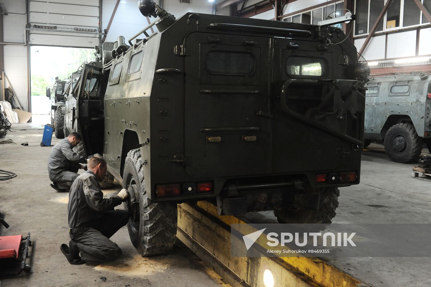 Russia Ukraine Military Operation Equipment Repair