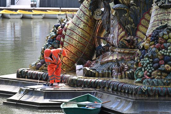 Russia Fountains Maintenance