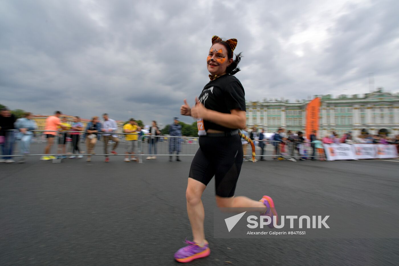 Russia Cat Race