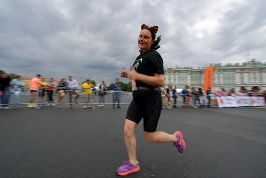 Russia Cat Race