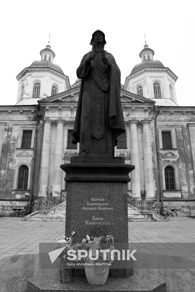 Monument to Holy Blessed Princess Anna Kashinskaya
