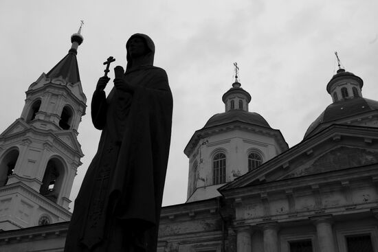 Monument to Holy Blessed Princess Anna Kashinskaya