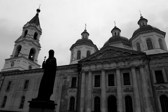 Monument to Holy Blessed Princess Anna Kashinskaya