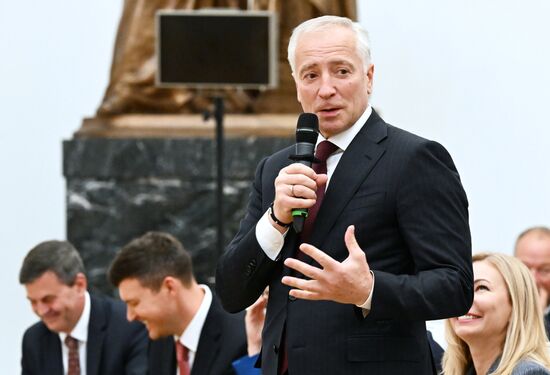 Russia Putin RANEPA Graduates