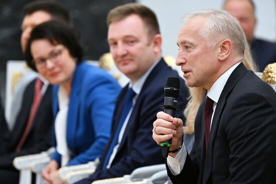 Russia Putin RANEPA Graduates