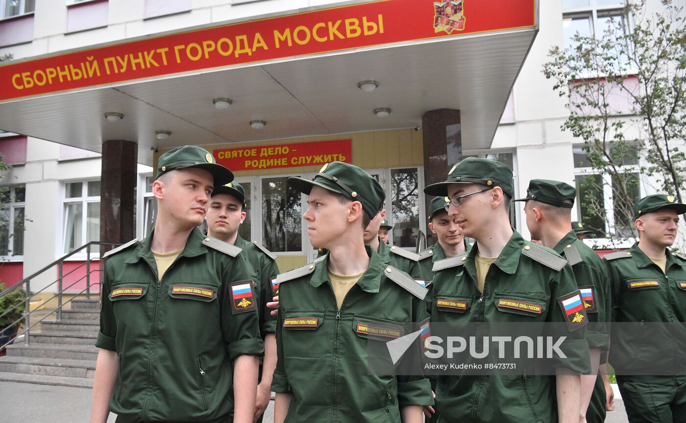 Russia Defence Conscripts