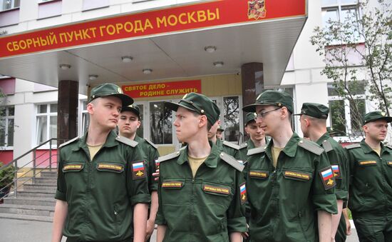 Russia Defence Conscripts