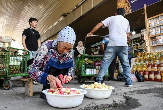 Uzbekistan Daily Life