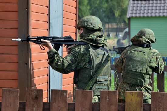 Russia Ukraine Military Operation Engineer Troops