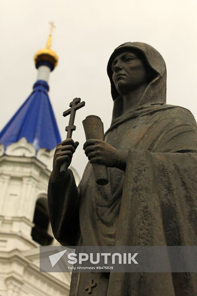 Statue of Saint Faithful Princess Anna Kashinskaya