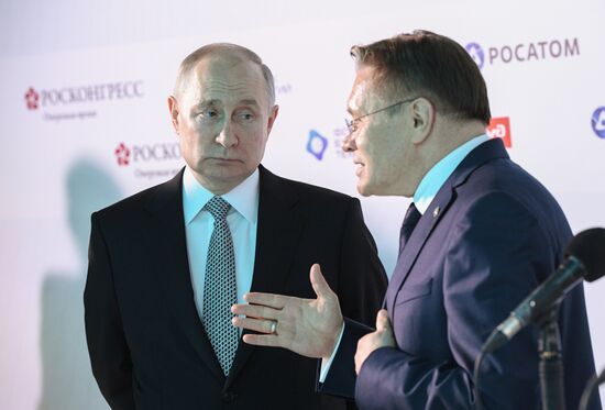 Russia Putin Future Technologies Forum