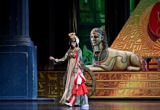 Russia Ballet Cleopatra