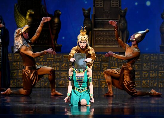 Russia Ballet Cleopatra