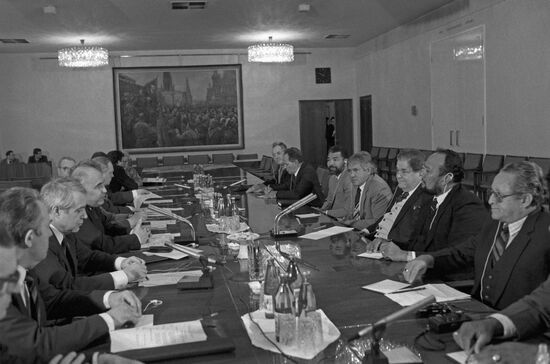 Official visit by delegation of Republic of Panama to USSR