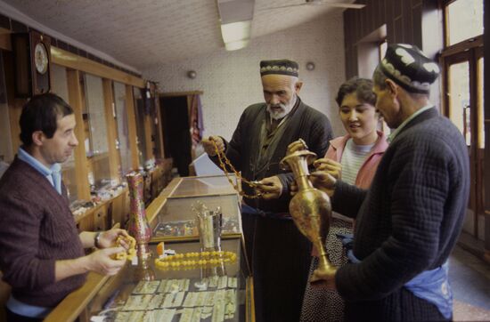 Alaysky Dehqan Bazaar in Tashkent