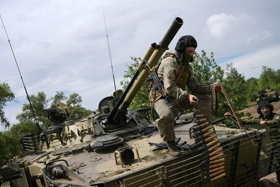 Russia Ukraine Military Operation Volunteers Training