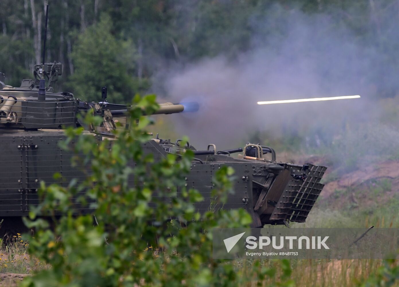 Russia Ukraine Military Operation Volunteers Training