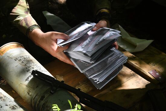 Russia Ukraine Military Operation Leaflet Shells