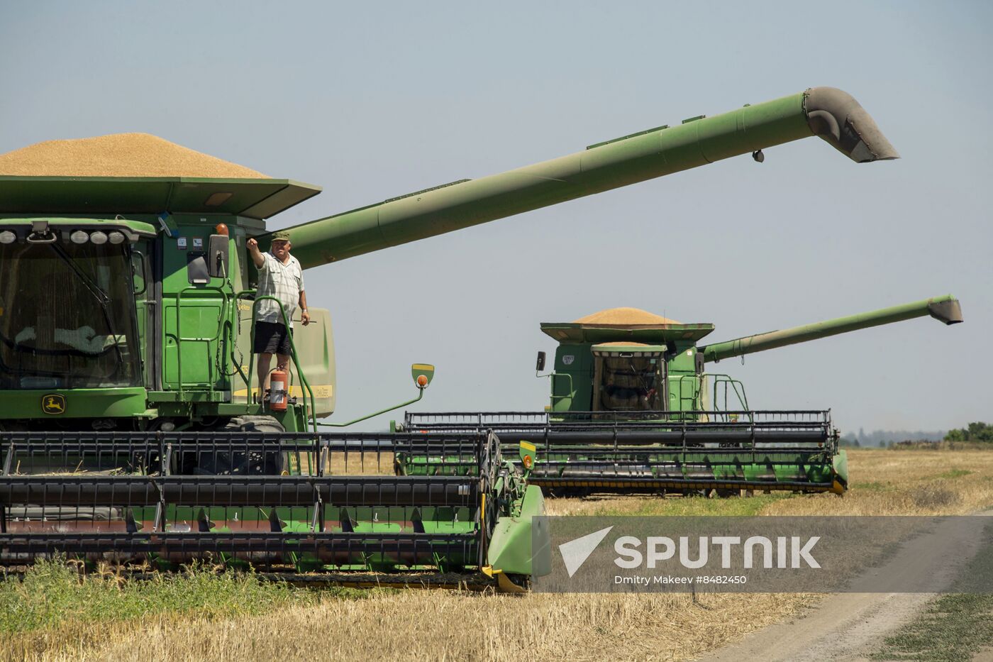 Russia Kherson Region Wheat Harvesting