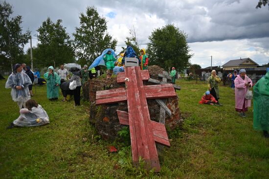 Russia Religion St Irenarchus Pilgrimage