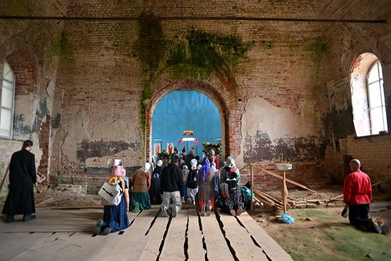 Russia Religion St Irenarchus Pilgrimage