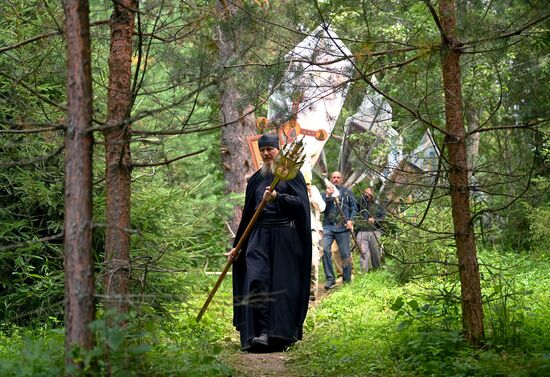 Russia Religion St Irenarchus Pilgrimage
