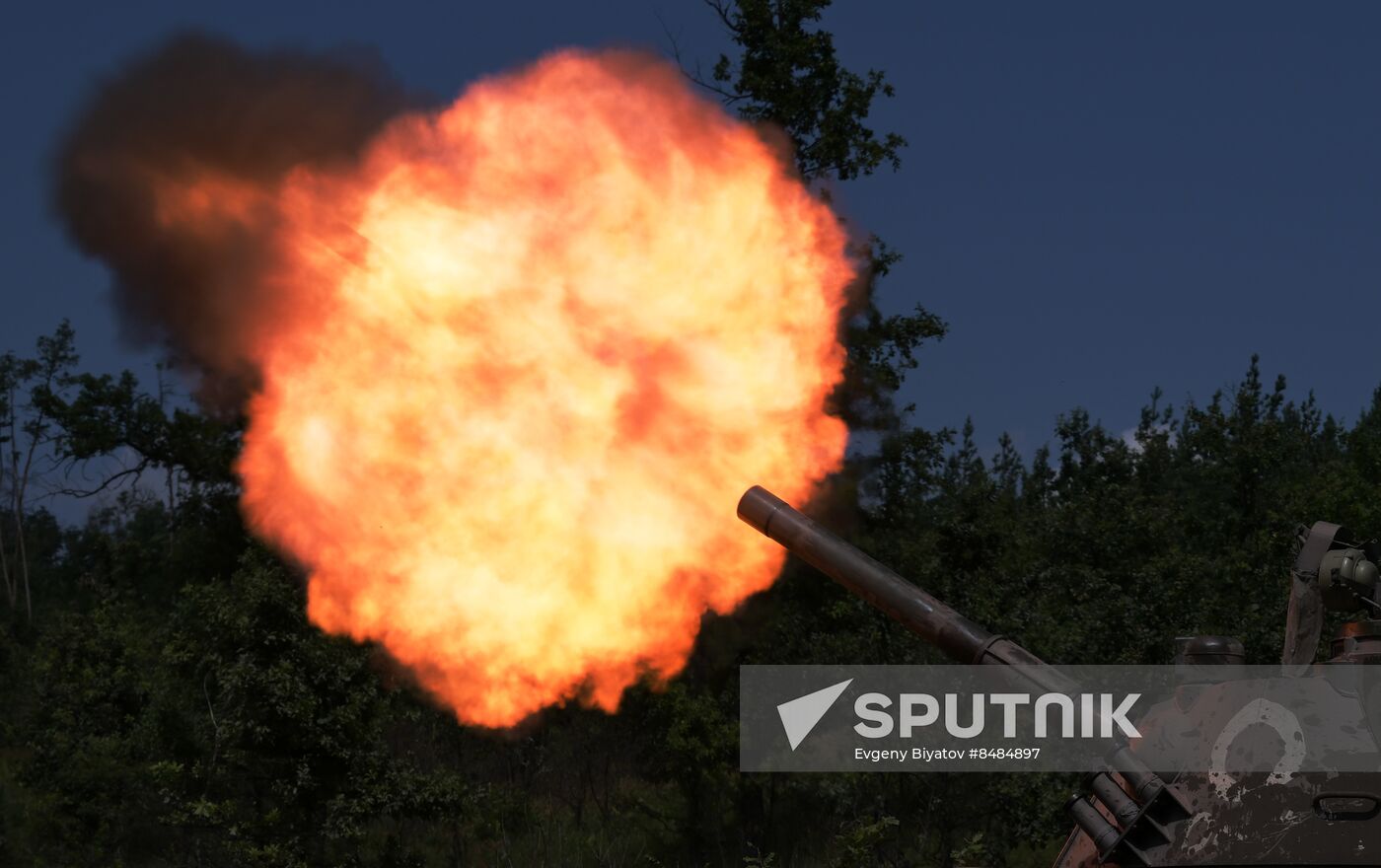 Russia Ukraine Military Operation Self-Propelled Mortar