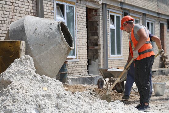 Russia DPR Hospital Restoration