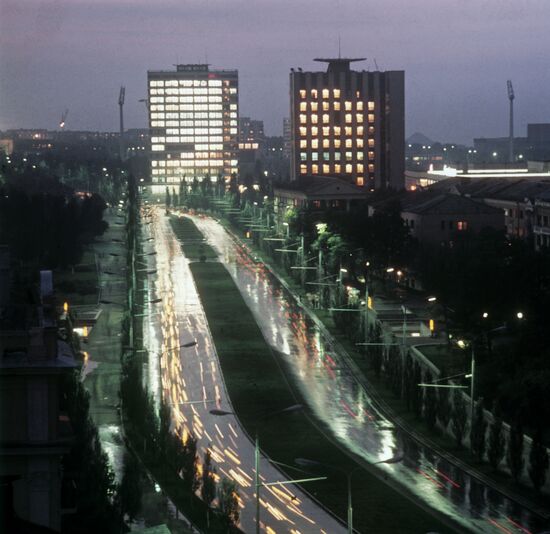 Donetsk at night
