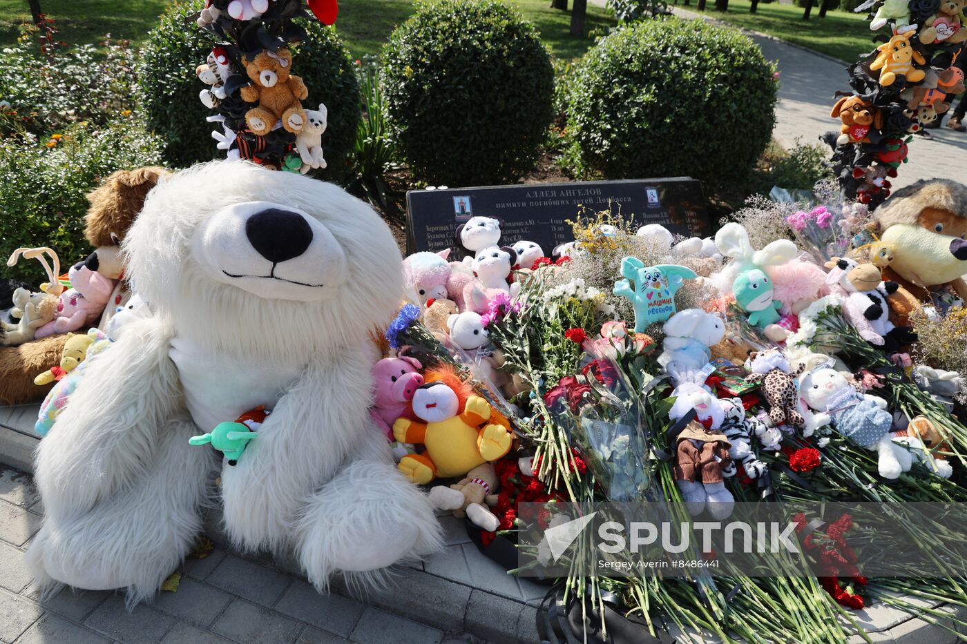 Russia Donbass War Children Victims Day