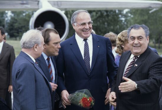 German delegation visits Soviet Union