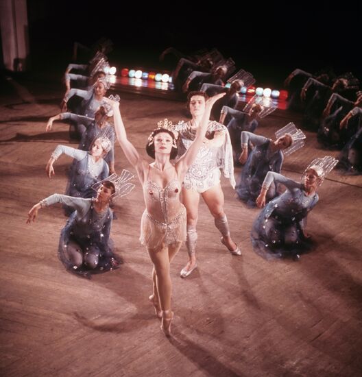 Antony and Cleopatra ballet at Donetsk Opera and Ballet Theater