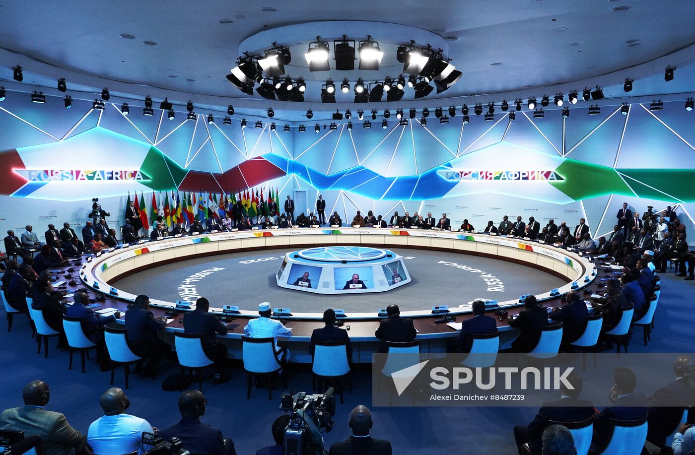 2nd Russia-Africa Summit. Plenary session