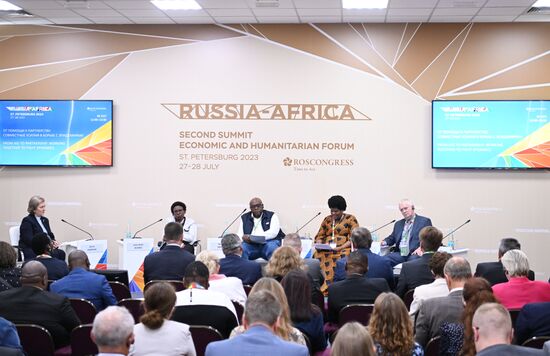 2nd Russia-Africa Summit. From Aid to Partnership: Working Together to Fight Epidemics.