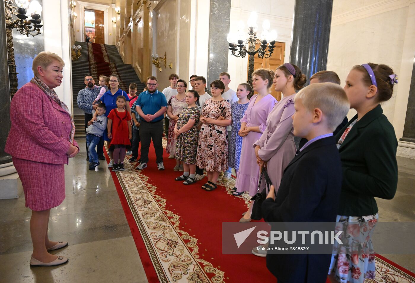 Russia Putin Large Families Parents