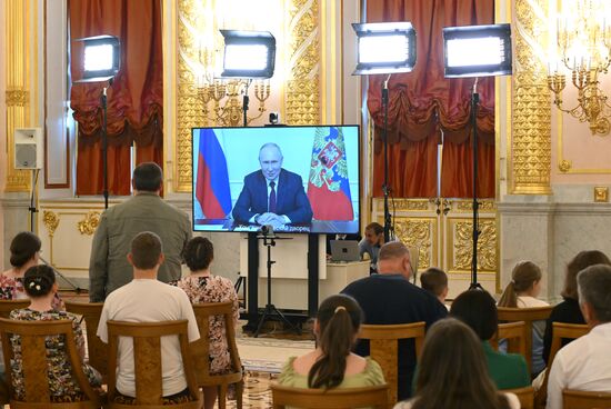 Russia Putin Large Families Parents