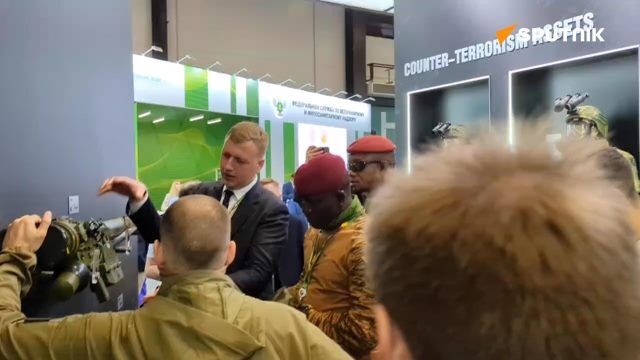 Burkina Faso's military examining Russian weapons at Russia-Africa summit