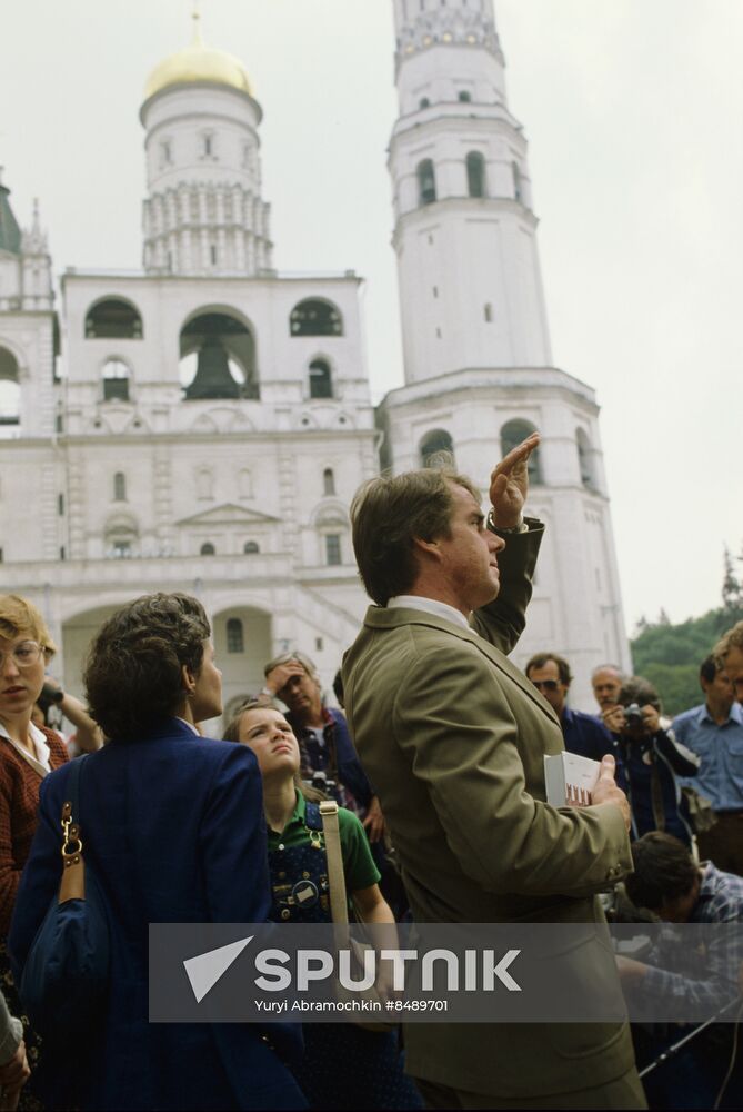 Samantha Smith visits Soviet Union