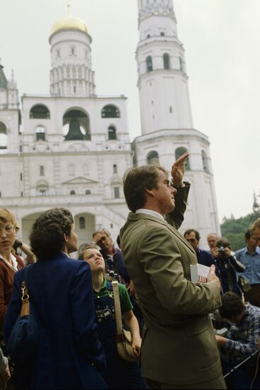 Samantha Smith visits Soviet Union