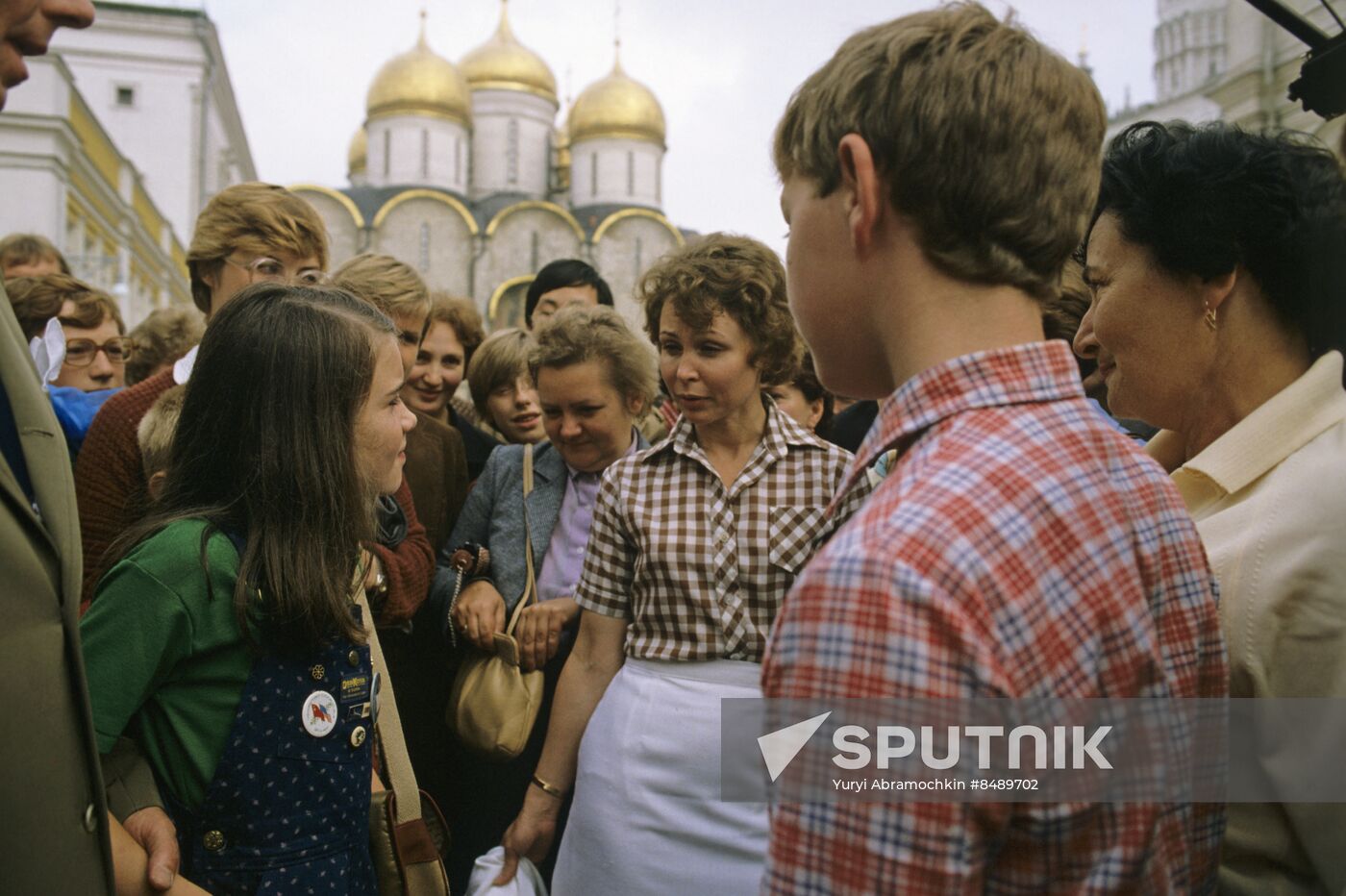 Samantha Smith visits Soviet Union