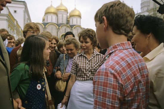 Samantha Smith visits Soviet Union