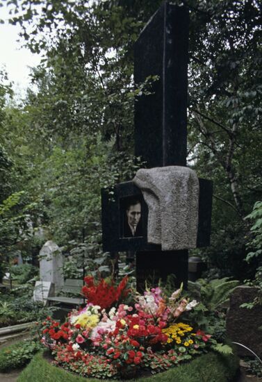 Vasily Shukshin's grave