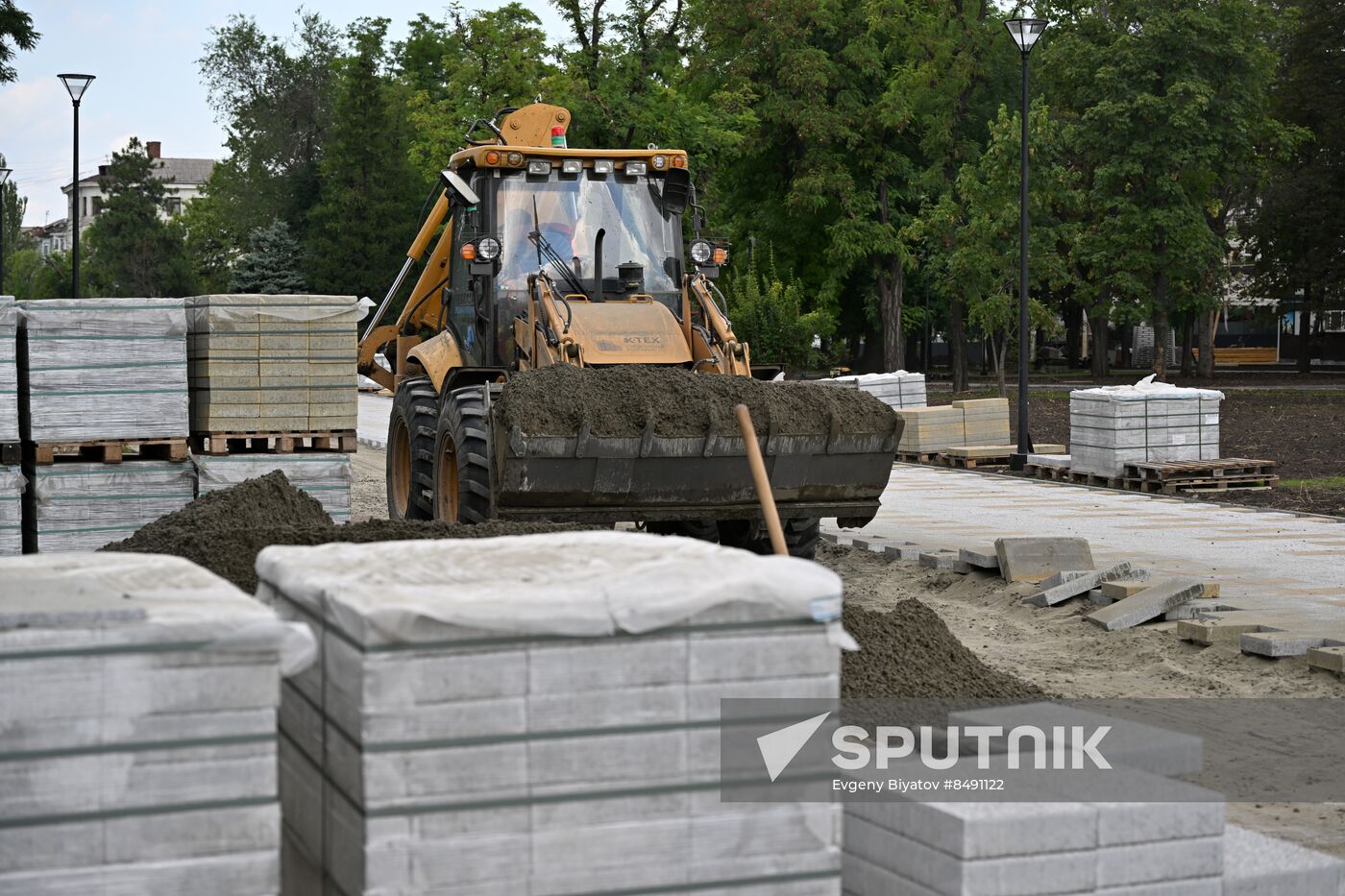 Russia LPR Restoration Works