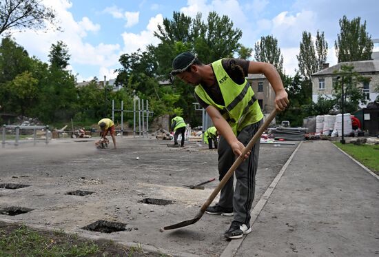Russia LPR Restoration Works