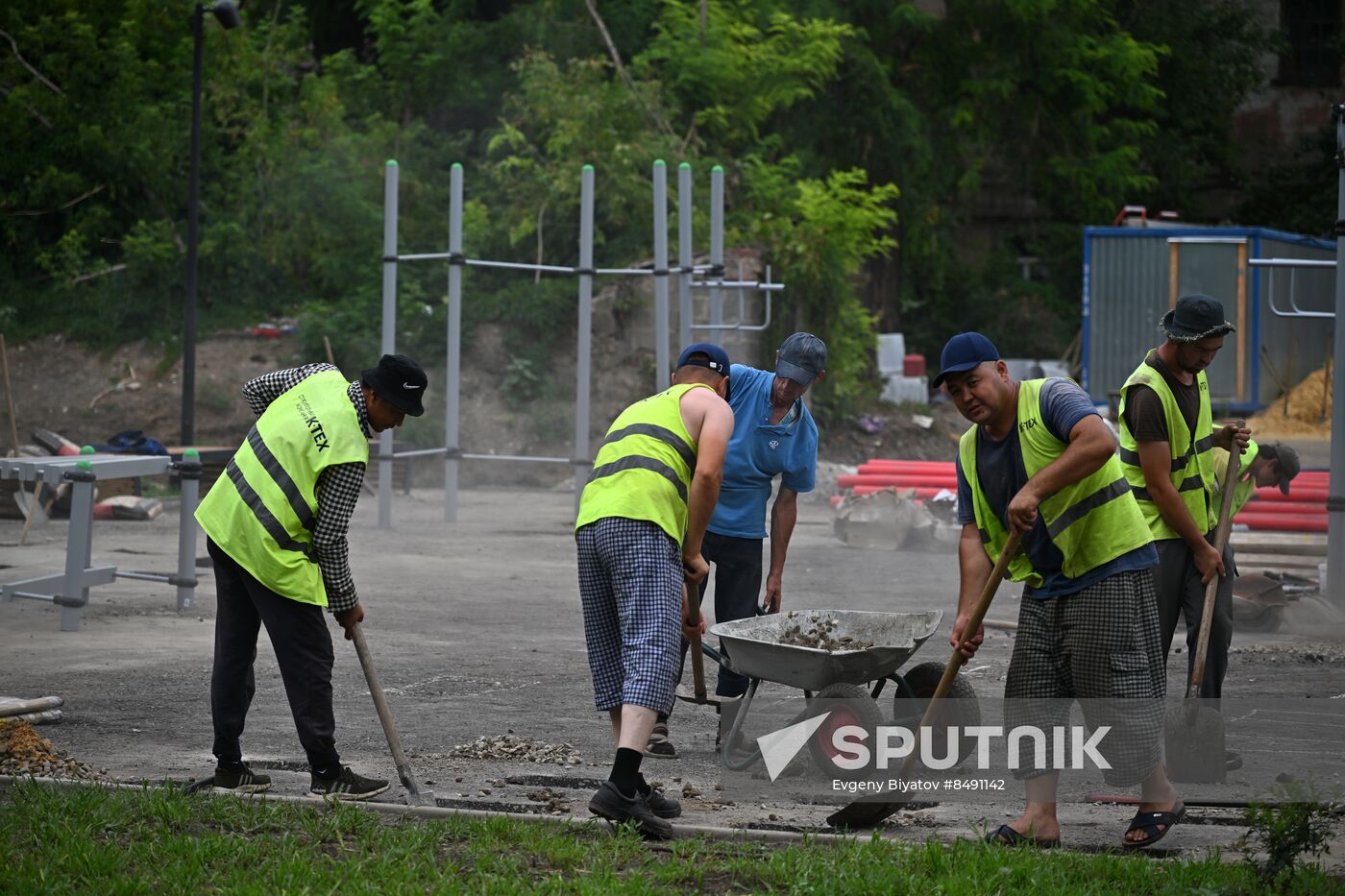 Russia LPR Restoration Works