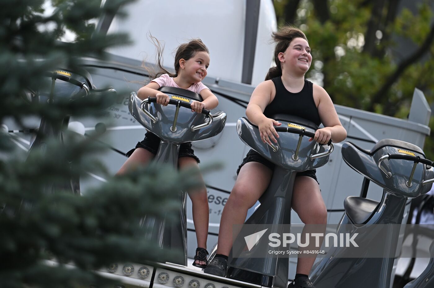 Russia VDNKh Amusement Park