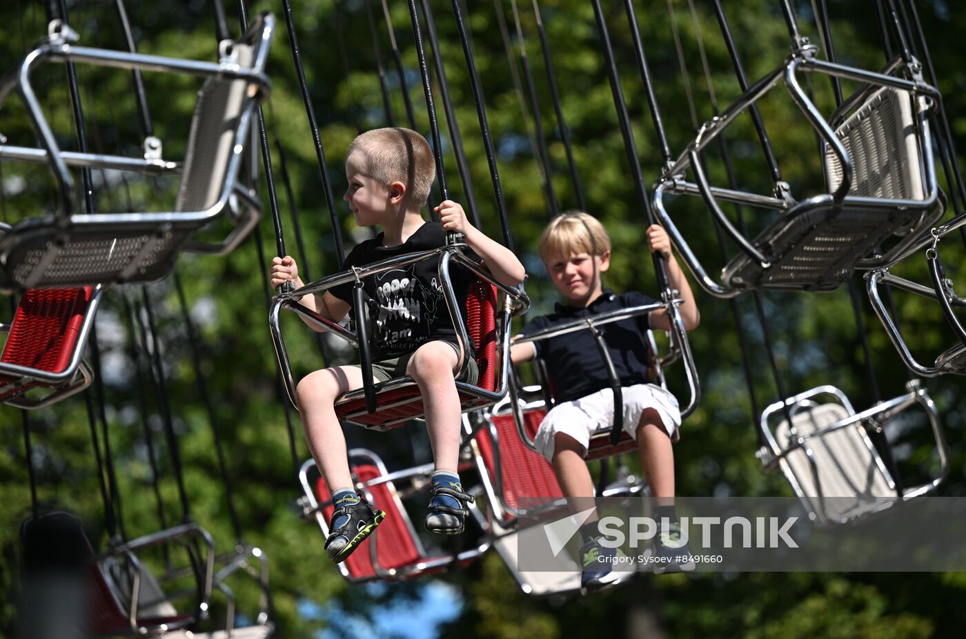 Russia VDNKh Amusement Park