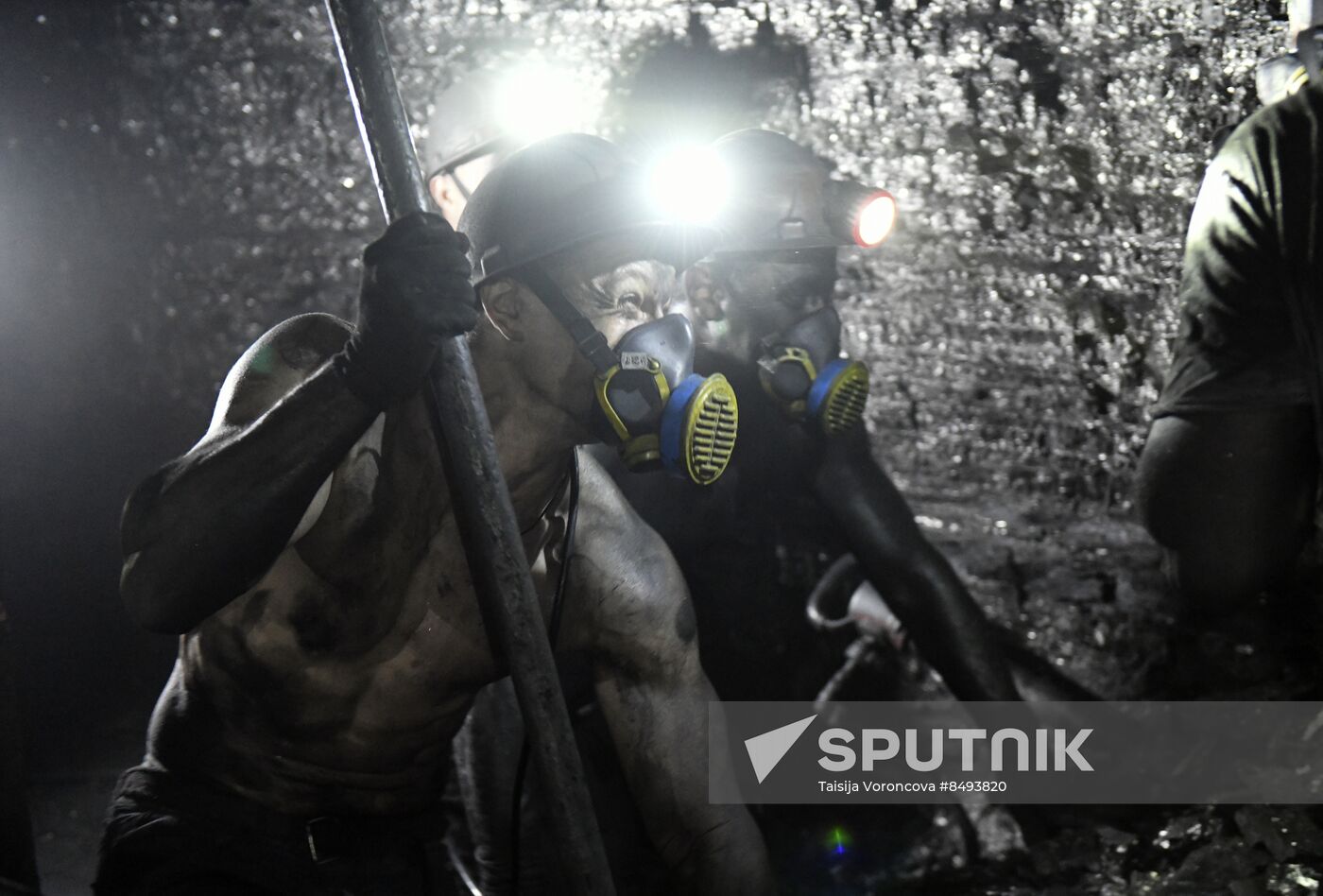 Russia DPR Coal Mining