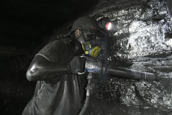 Russia DPR Coal Mining